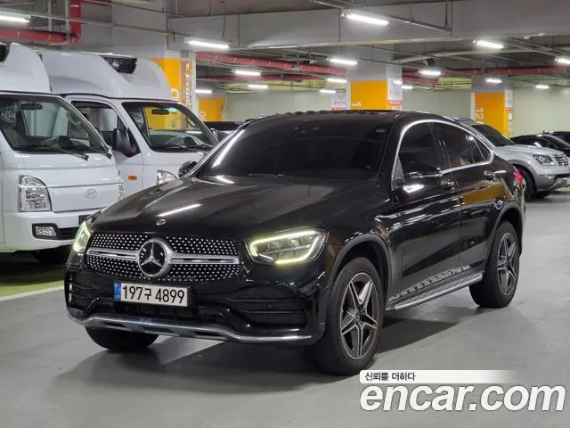 MERCEDES-BENZ GLC-CLASS X253 2021 — 90 021 км, чёрный, Корея — под ключ — фото 1