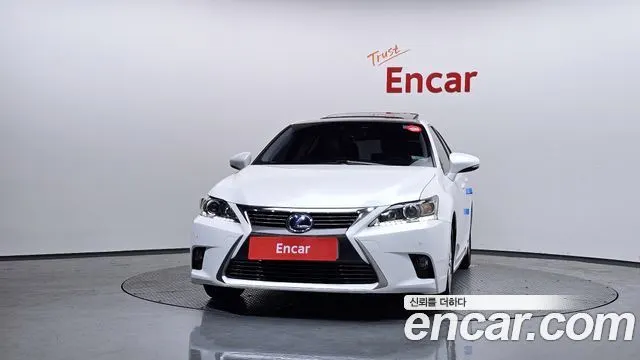 LEXUS CT200H 2015 — 52 432 км, белый, Корея — под ключ — фото 3
