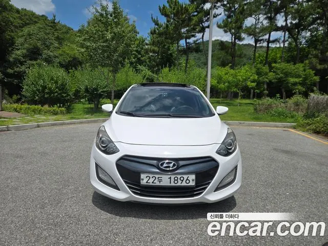 HYUNDAI I30 2012 — 115 141 км, белый, Корея — под ключ — фото 2