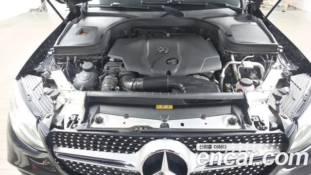 MERCEDES-BENZ GLC-CLASS X253 2018 — 138 177 км, чёрный, Корея — под ключ — фото 6