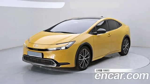 TOYOTA PRIUS 2024