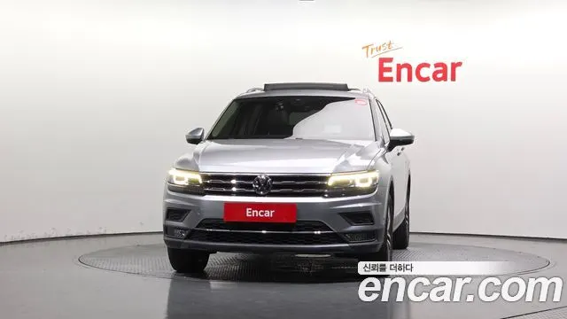 VOLKSWAGEN TIGUAN ALLSPACE 2020 — 54 066 км, серебристо-серый, Корея — под ключ — фото 3