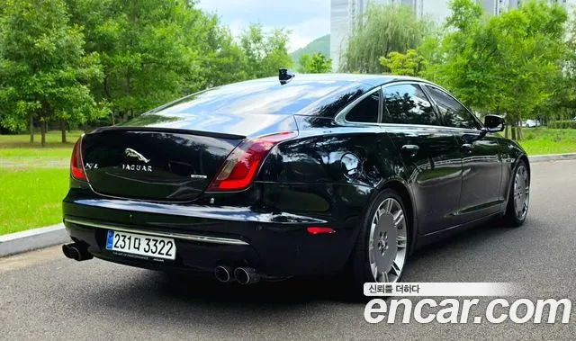 JAGUAR ALL NEW XJ 2018 — 100 655 км, чёрный, Корея — под ключ — фото 4