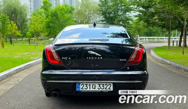 JAGUAR ALL NEW XJ 2018 — 100 655 км, чёрный, Корея — под ключ — фото 5