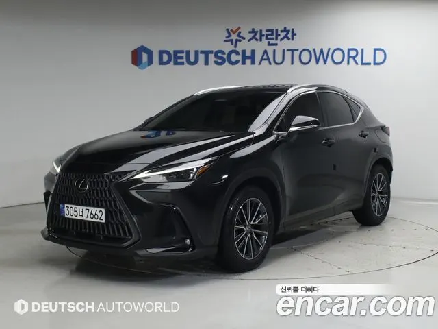 LEXUS NX450H+ 2024 — 71 595 км, чёрный, Корея — под ключ — фото 1