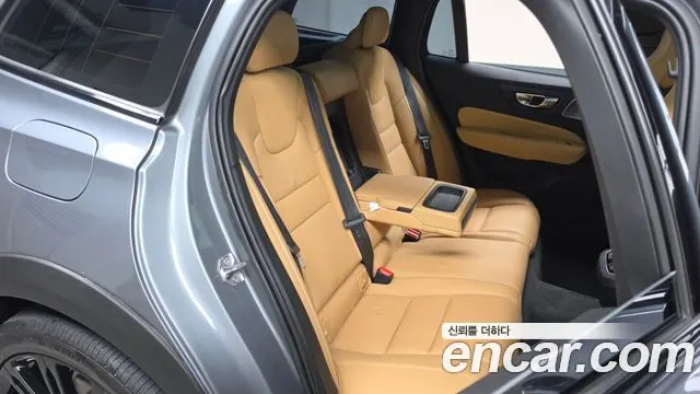 VOLVO V60 CROSS COUNTRY 2019 — 229 324 км, серый, Корея — под ключ — фото 11