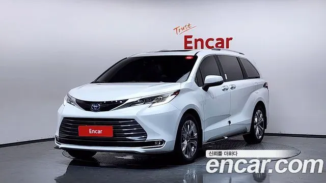 TOYOTA SIENNA — из Кореи под ключ