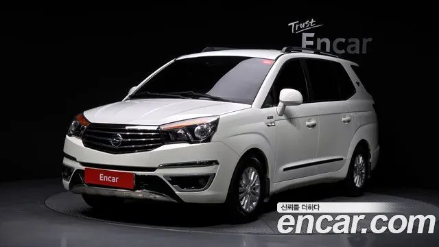 KGM KORANDO TURISMO 2018 — 88 639 км, белый, Корея — под ключ — фото 1