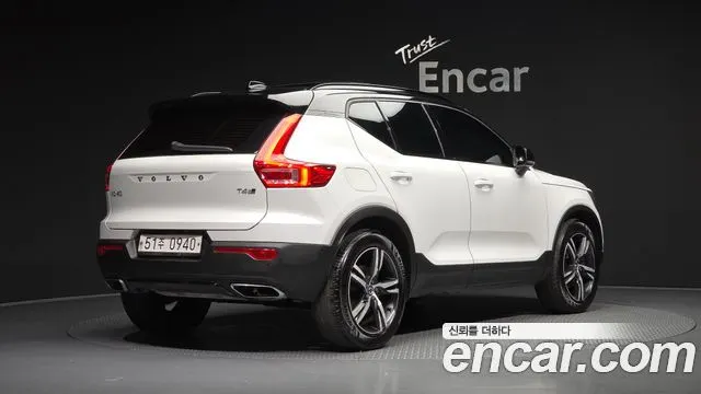 VOLVO XC40 2019 — 73 294 км, белый, Корея — под ключ — фото 2