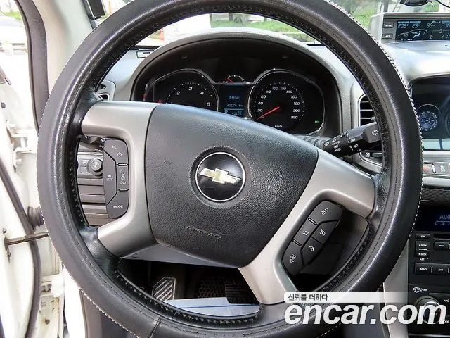 CHEVROLET CAPTIVA 2015 — 141 171 км, белый, Корея — под ключ — фото 8