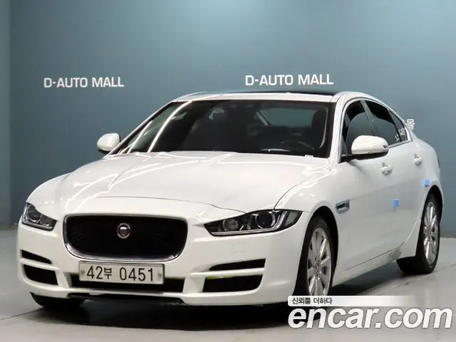 JAGUAR XE 2016