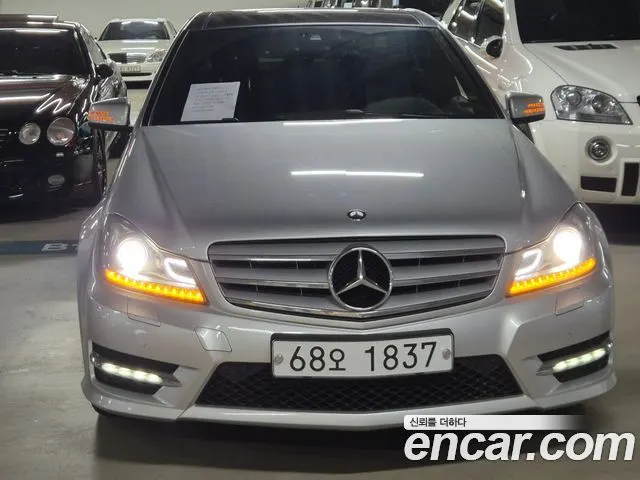 MERCEDES-BENZ C-CLASS W204 2013