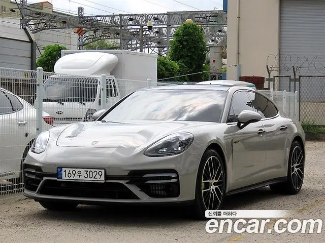 PORSCHE PANAMERA — из Кореи под ключ