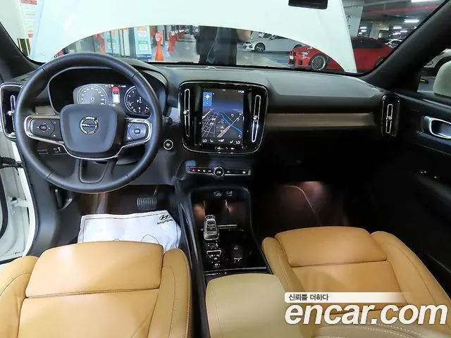 VOLVO XC40 2022 — 32 172 км, белый, Корея — под ключ — фото 10