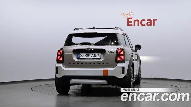 MINI COOPER COUNTRYMAN 2024 — 25 198 км, серебристо-серый, Корея — под ключ — фото 4