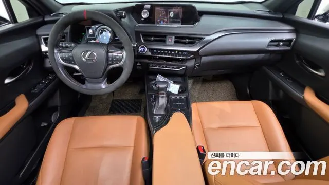 LEXUS UX250H 2019 — 108 659 км, серый, Корея — под ключ — фото 7