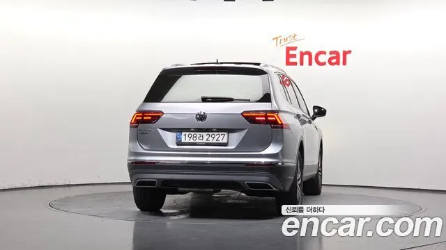 VOLKSWAGEN TIGUAN ALLSPACE 2020 — 54 066 км, серебристо-серый, Корея — под ключ — фото 4