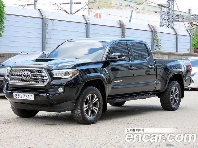 TOYOTA TACOMA 2017 — 103 008 км, Корея — под ключ — фото 2
