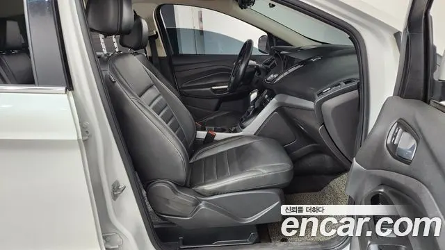 FORD ESCAPE 2015 — 146 338 км, белый, Корея — под ключ — фото 11