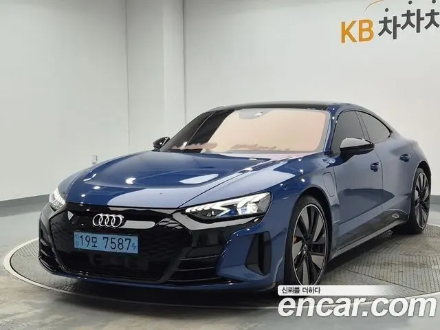 AUDI E-트론 GT — из Кореи под ключ