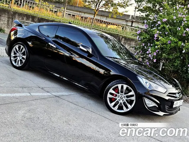 HYUNDAI GENESIS COUPE 2012