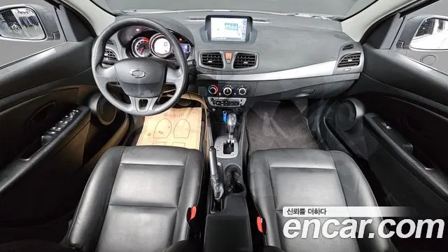 RENAULT KOREA SM3 NEO 2019 — 47 300 км, серебристый, Корея — под ключ — фото 7