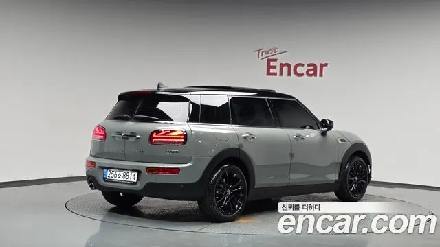 MINI COOPER CLUBMAN 2021