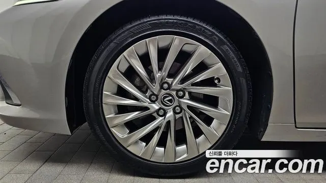 LEXUS ES300H 2019 — 76 505 км, светло-золотистый, Корея — под ключ — фото 5