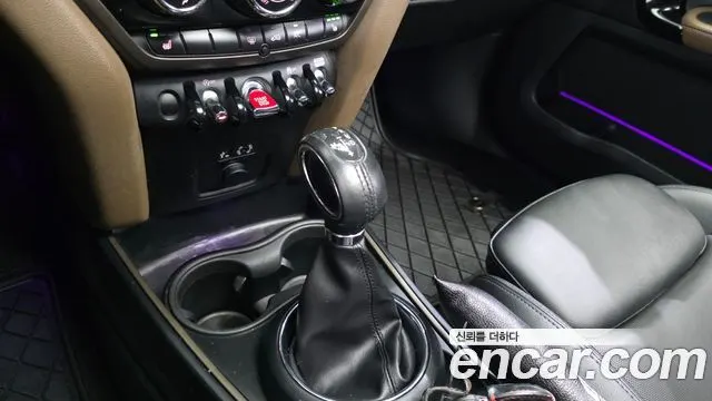 MINI COOPER D COUNTRYMAN 2018 — 176 027 км, серебристо-серый, Корея — под ключ — фото 9