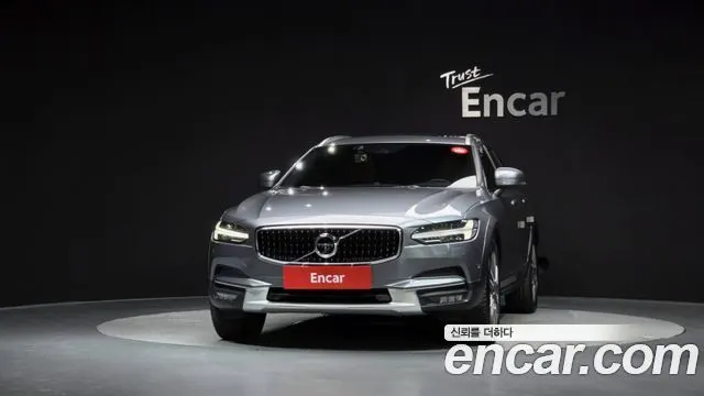 VOLVO V90 CROSS COUNTRY 2019 — 161 769 км, серый, Корея — под ключ — фото 3