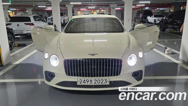 BENTLEY GT 2024 — 22 300 км, белый-перламутр, Корея — под ключ — фото 3