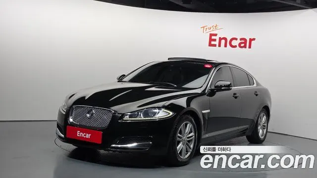 JAGUAR NEW XF 2012