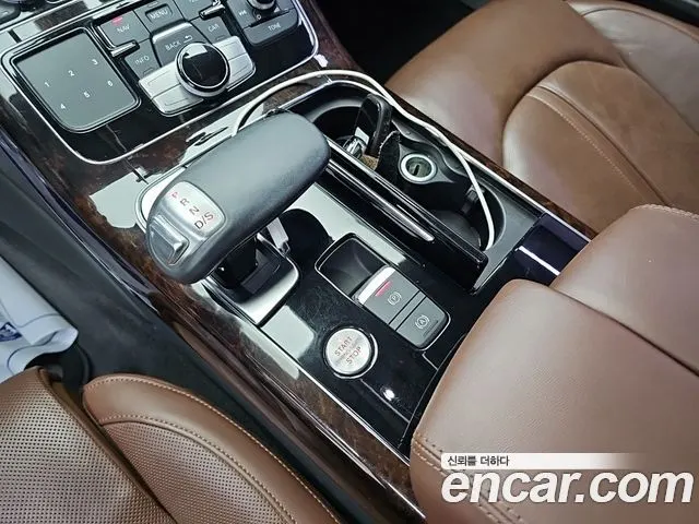 AUDI A8 2015 — 140 000 км, серебристый, Корея — под ключ — фото 8