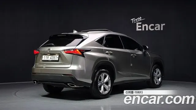 LEXUS NX200T 2015 — 105 646 км, светло-золотистый, Корея — под ключ — фото 2