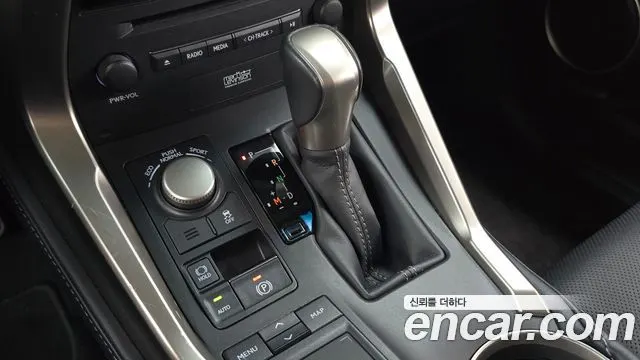 LEXUS NX200T 2015 — 105 646 км, светло-золотистый, Корея — под ключ — фото 9