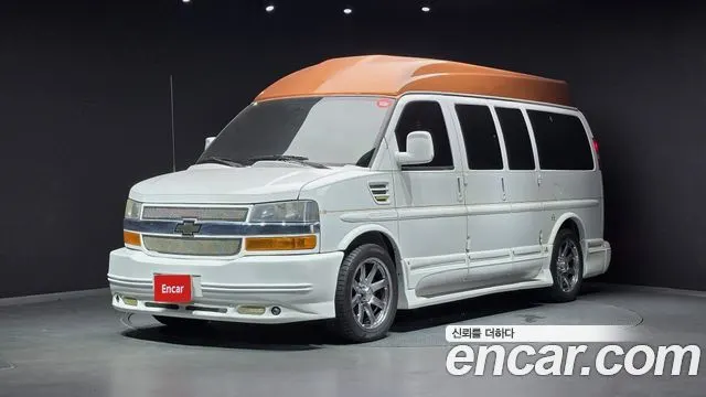 CHEVROLET EXPRESS VAN — из Кореи под ключ