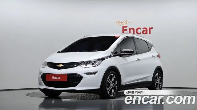 CHEVROLET BOLT 2019 — 157 551 км, белый, Корея — под ключ — фото 1