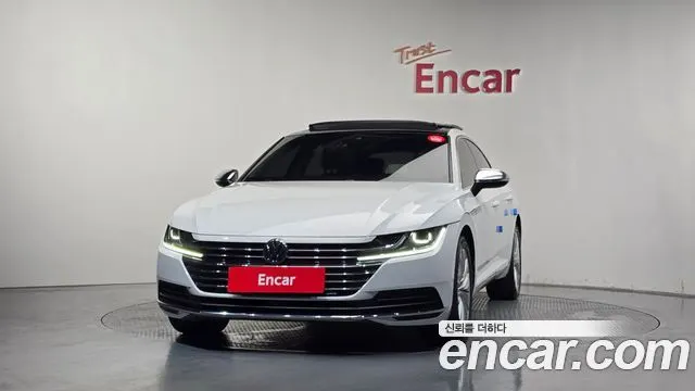 VOLKSWAGEN ARTEON 2019 — 24 158 км, белый, Корея — под ключ — фото 3