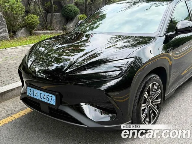 BYD 씨라이언 7 2026 — 18 450 км, чёрный, Корея — под ключ — фото 3