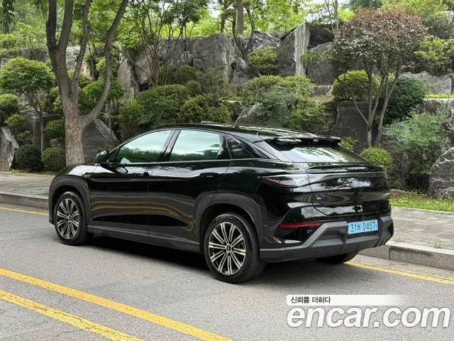 BYD 씨라이언 7 2026 — 18 450 км, чёрный, Корея — под ключ — фото 5