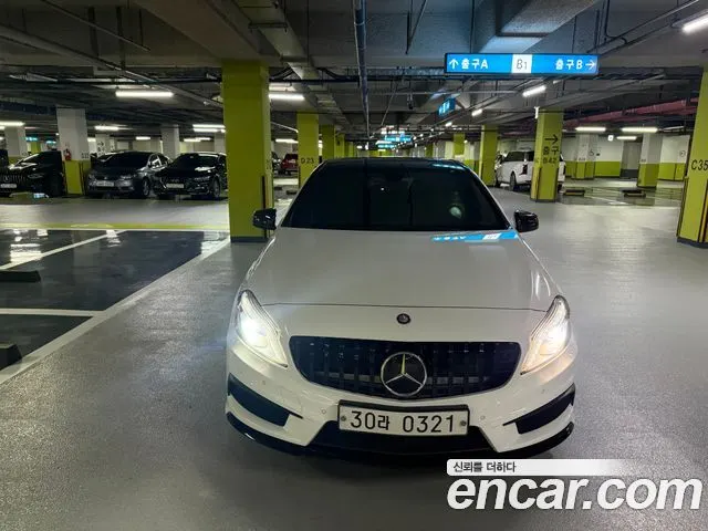 MERCEDES-BENZ A-CLASS W176 2015
