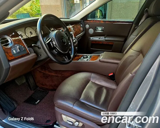 ROLLS-ROYCE GHOST 2014 — 100 600 км, серебристо-серый, Корея — под ключ — фото 8
