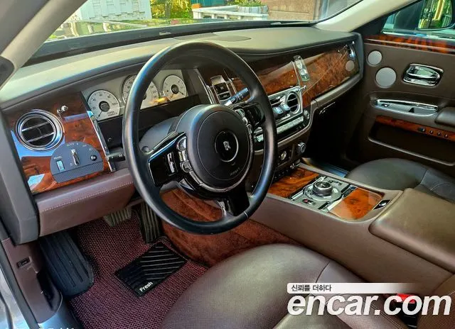 ROLLS-ROYCE GHOST 2014 — 100 600 км, серебристо-серый, Корея — под ключ — фото 9