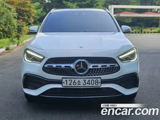 MERCEDES-BENZ GLA-CLASS H247 2023