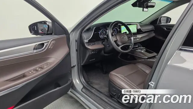 HYUNDAI GRANDEUR HYBRID 2022 — 63 675 км, серебристо-серый, Корея — под ключ — фото 10