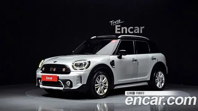 MINI COOPER COUNTRYMAN 2021 — 64 127 км, серебристый, Корея — под ключ — фото 1