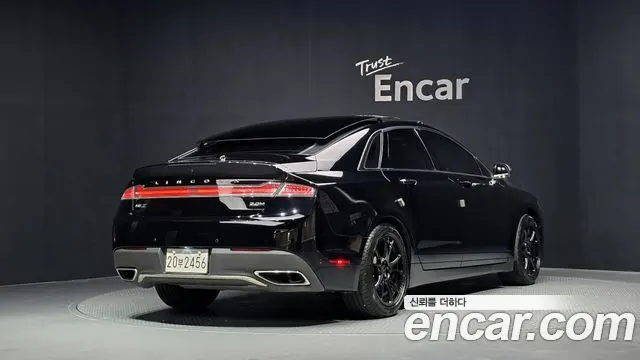 LINCOLN MKZ 2017 — 201 203 км, чёрный, Корея — под ключ — фото 2