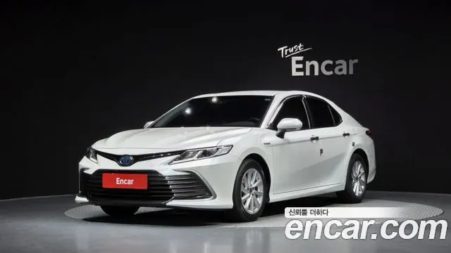 TOYOTA CAMRY 2024