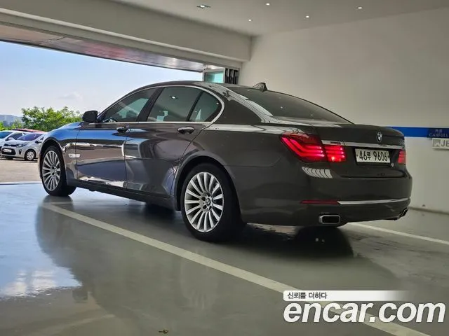 BMW 7 SERIES 2013 — 206 698 км, светло-золотистый, Корея — под ключ — фото 2