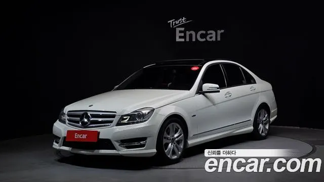MERCEDES-BENZ C-CLASS W204 2012